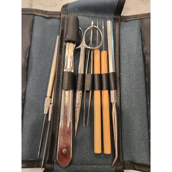 Vintage Adams Scientific Dissection Tool Kit USA Italy Black Trifold Case 9pc - Picture 2 of 8